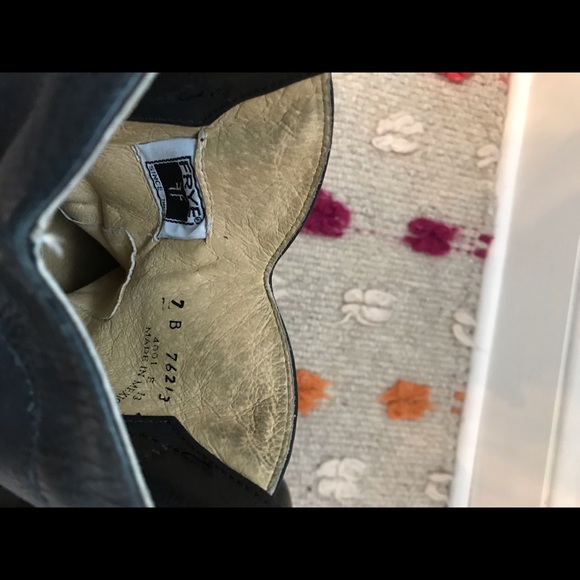 Frye Carson Lug Short Boot - Picture 7 of 8